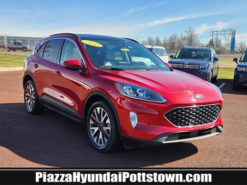 2020 Ford Escape Titanium