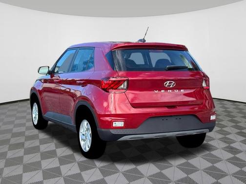 Ultimate Red 2026 Hyundai VENUE SE
