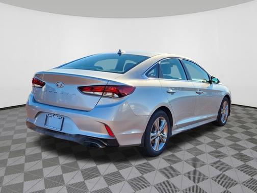 2018 Hyundai SONATA SEL