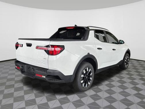 2025 Hyundai SANTA CRUZ SEL Activity