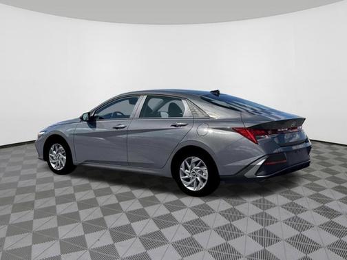 Ecotronic Gray 2026 Hyundai ELANTRA HEV Blue