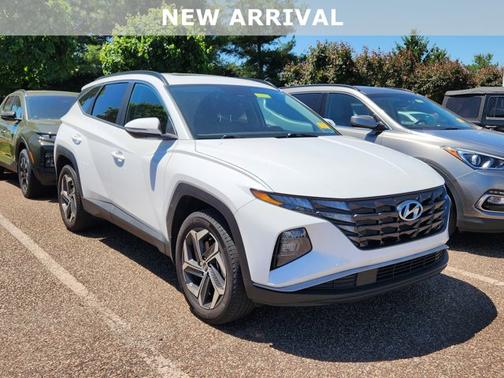 White Pearl 2024 Hyundai TUCSON SEL