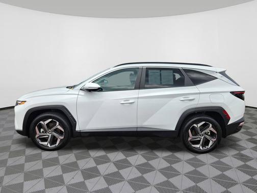 White Pearl 2024 Hyundai TUCSON SEL