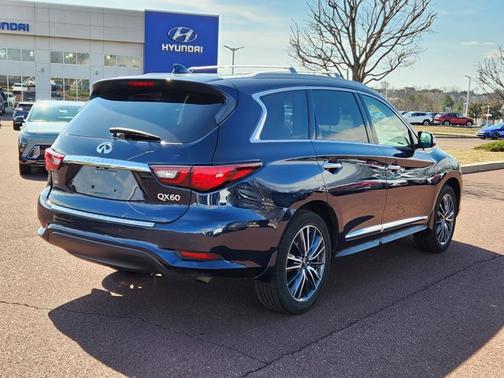 2019 INFINITI QX60 LUXE