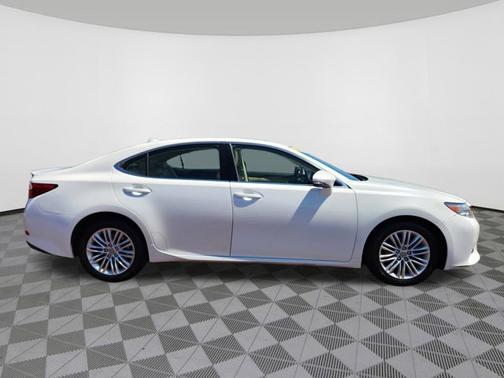 2015 Lexus ES 350 Crafted Line