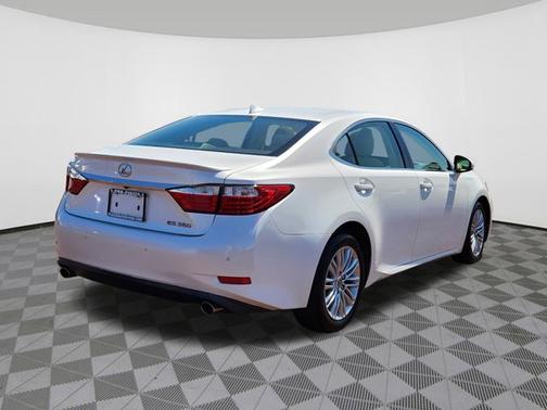 2015 Lexus ES 350 Crafted Line
