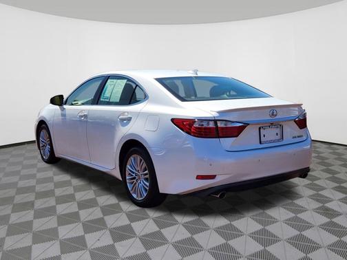 2015 Lexus ES 350 Crafted Line