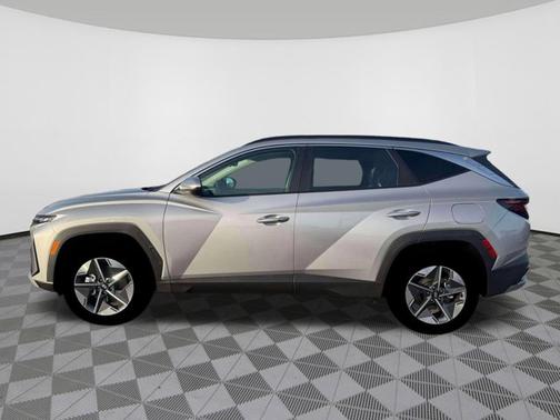 Shimmering Silver 2026 Hyundai TUCSON Hybrid SEL