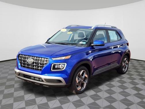 2025 Hyundai VENUE Limited