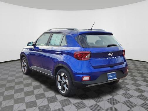 2025 Hyundai VENUE Limited