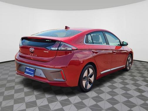 2022 Hyundai IONIQ Hybrid Limited