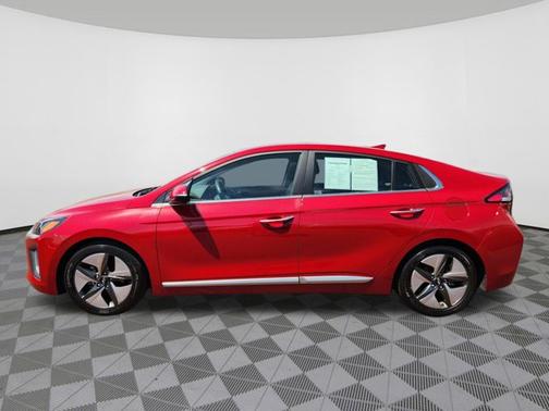2022 Hyundai IONIQ Hybrid Limited