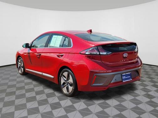 2022 Hyundai IONIQ Hybrid Limited