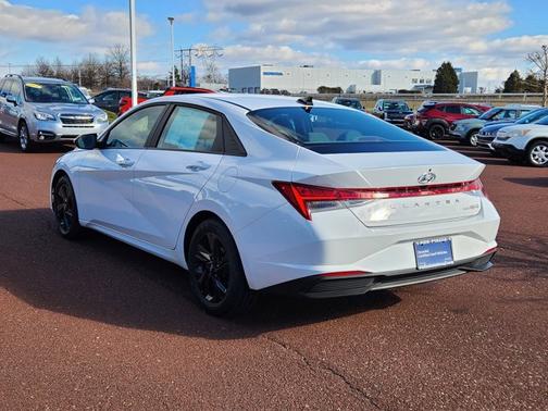 2023 Hyundai ELANTRA HEV Blue