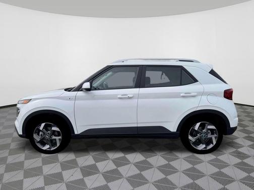 Lunar White 2026 Hyundai VENUE SEL