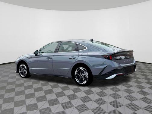 Transmission Blue 2026 Hyundai SONATA SEL Sport