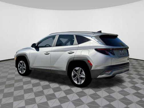 Shimmering Silver 2026 Hyundai TUCSON Hybrid SEL Convenience