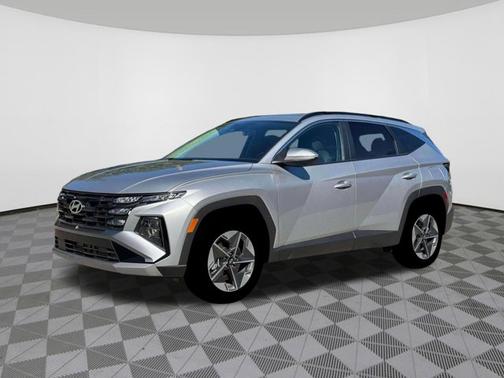 Shimmering Silver 2026 Hyundai TUCSON Hybrid SEL Convenience