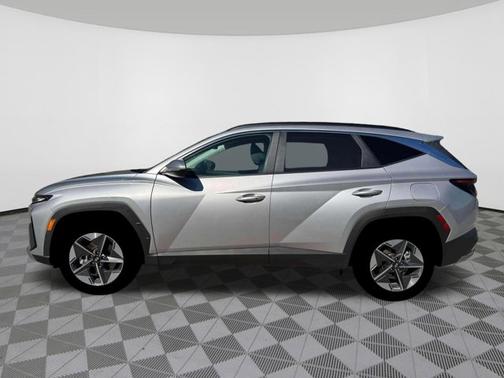 Shimmering Silver 2026 Hyundai TUCSON Hybrid SEL Convenience
