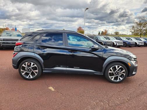 2023 Hyundai KONA Limited