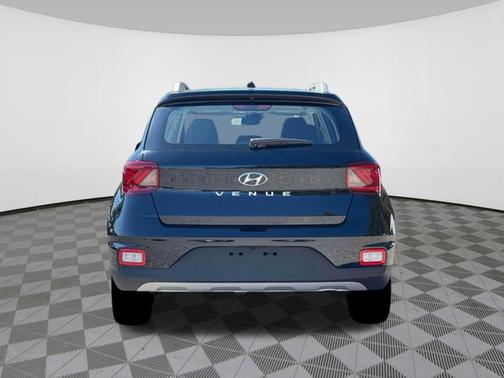 Onyx Black 2026 Hyundai VENUE SEL