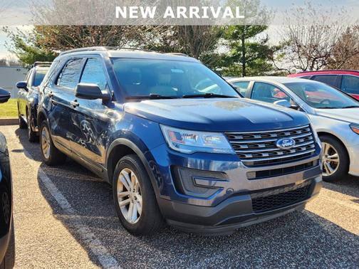 2017 Ford Explorer Base