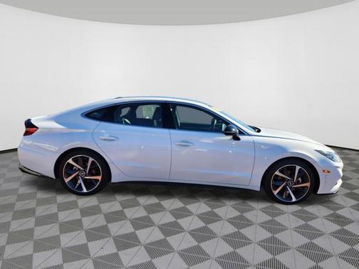 2023 Hyundai SONATA SEL Plus