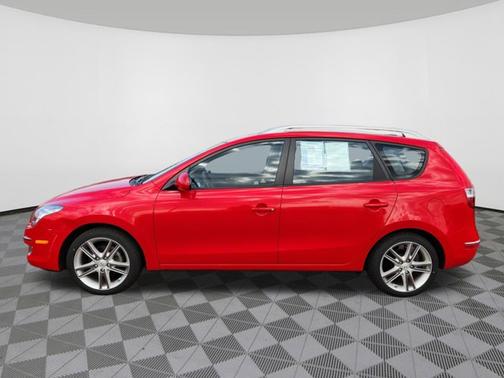 Chilipepper Red 2011 Hyundai Elantra Touring SE