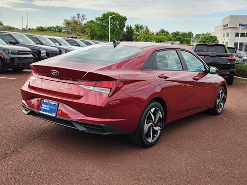 Ultimate Red 2023 Hyundai ELANTRA SEL