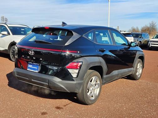 2024 Hyundai KONA SE