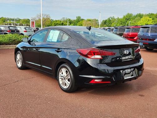 Phantom Black 2019 Hyundai ELANTRA Value Edition