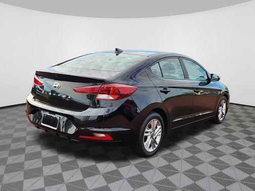 Phantom Black 2019 Hyundai ELANTRA Value Edition
