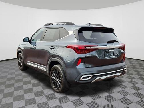2023 Kia Seltos Nightfall