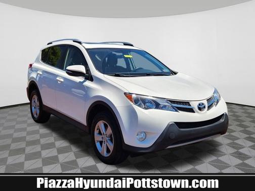 Super White 2014 Toyota RAV4 XLE