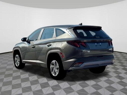 Amazon Gray 2026 Hyundai TUCSON Hybrid Blue SE