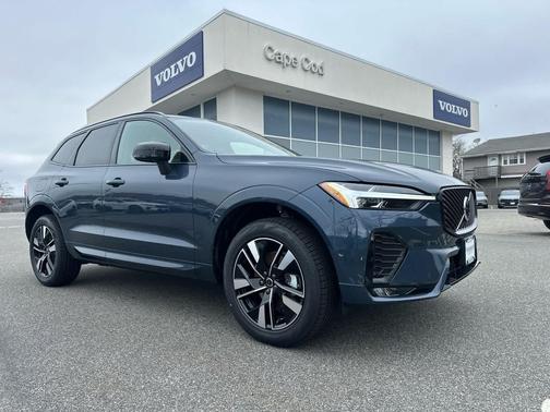 2026 Volvo XC60 B5 Plus