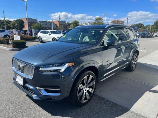 2023 Volvo XC90 B6 Ultimate 7-Seater