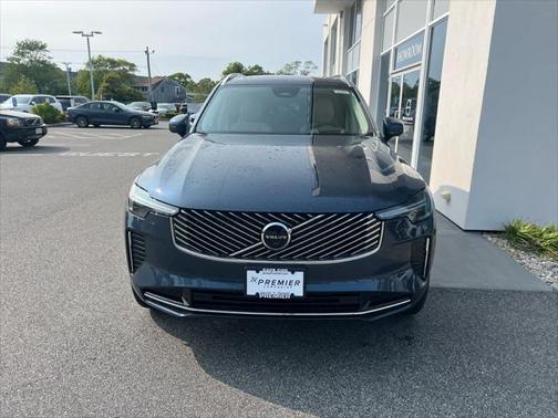 2025 Volvo XC90 B6 Ultra