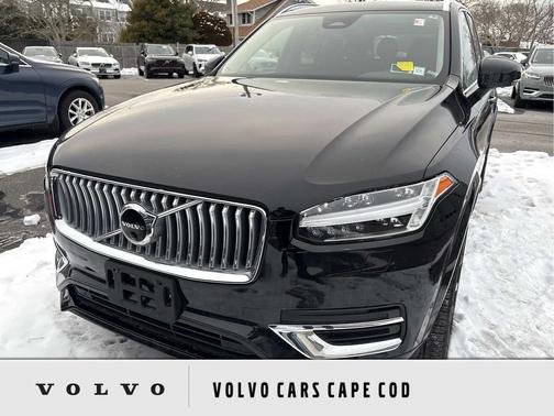 2024 Volvo XC90 B6 Plus Bright Theme 7-Seater