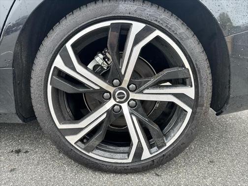 2025 Volvo S60 B5 Plus