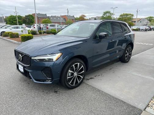 2025 Volvo XC60 Plus