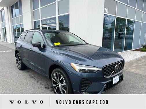 2025 Volvo XC60 Plus