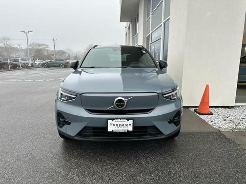 2023 Volvo XC40 Recharge Pure Electric Twin Plus