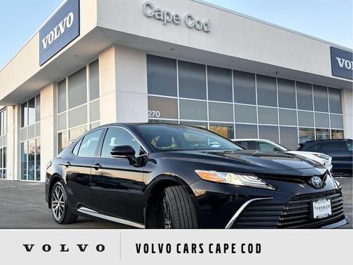 2024 Toyota Camry Hybrid XLE