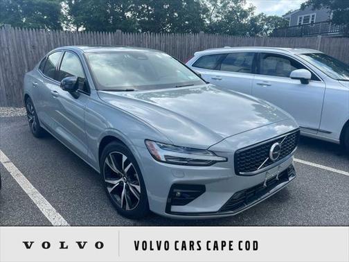 2025 Volvo S60 B5 Core