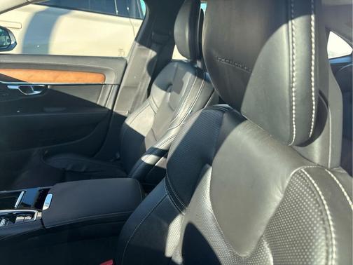 2018 Volvo S90 T8 Inscription