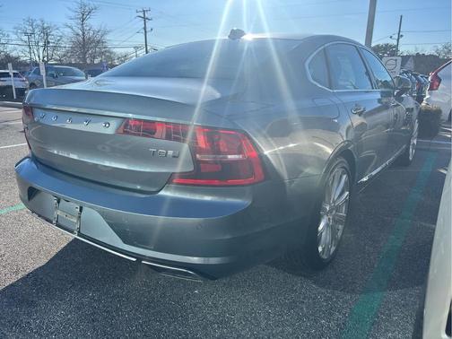 2018 Volvo S90 T8 Inscription