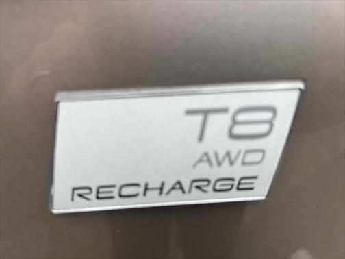 2024 Volvo XC90 Recharge Plug-In Hybrid T8 Plus Bright Theme 7-Seater