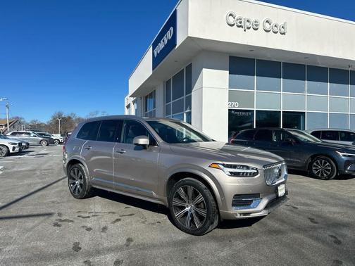 2023 Volvo XC90 B6 Ultimate 7-Seater