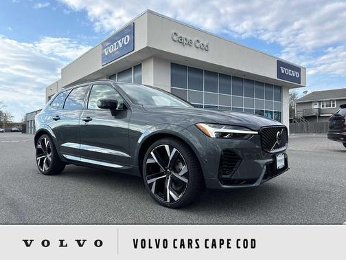 Forest Lake 2026 Volvo XC60 Plug-In Hybrid Ultra, T8 AWD Electric/Gasoline, Dark
